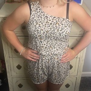 Leopard Print Romper Size Medium